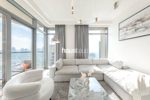 Apartment in EMAAR Beachfront, Dubai Harbour, Dubai 2 bedrooms, 100 sq.m. № 44902 - photo 1