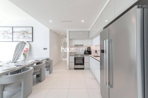 Apartment in EMAAR Beachfront, Dubai Harbour, Dubai 2 bedrooms, 100 sq.m. № 44902 - photo 8