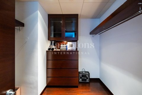 Appartement à Burj Khalifa, Dubai, 1 chambre, 101.82168800 m², № 63623 - photo 8