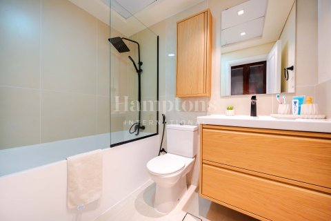 Appartement à The Views 1, The Views, Dubai, 2 chambres, 180.79016703 m², № 63625 - photo 13
