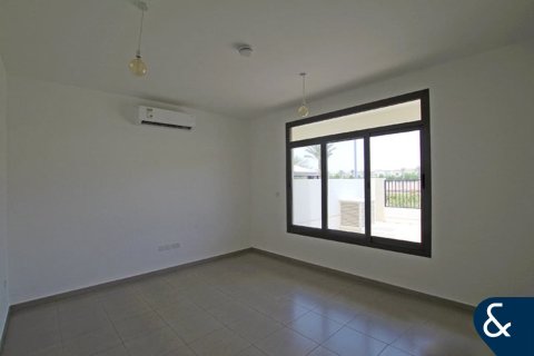 Villa in Hayat Townhouses, Town Square, Dubai 3 bedrooms, 201 sq.m. № 98636 - photo 5
