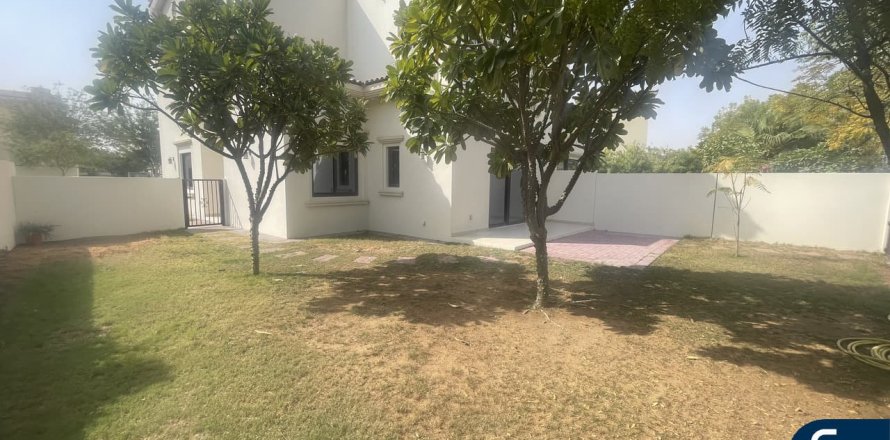 Вилла в Mira, Рим, Дубай, 4 спальни, 353м², № 98633