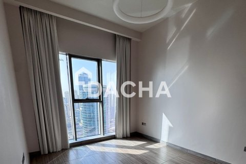 Apartamento en Jumeirah Lake Towers, Dubai, 1 dormitorio, 70 m², № 104740 - foto 8