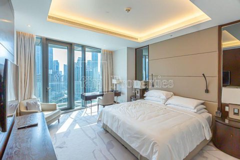 Apartment in Downtown Dubai (Downtown Burj Dubai), Dubai 2 bedrooms, 141 sq.m. № 84117 - photo 3