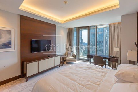 Apartment in Downtown Dubai (Downtown Burj Dubai), Dubai 2 bedrooms, 141 sq.m. № 84117 - photo 8