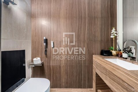 Apartment in Downtown Dubai (Downtown Burj Dubai), Dubai 1 bedroom, 97.64 sq.m. № 136355 - photo 12
