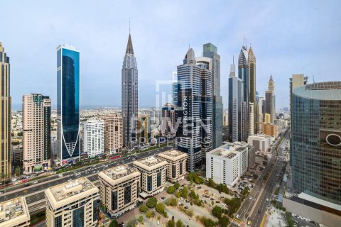 Duplex in Central Park Tower, DIFC, Dubai 2 bedrooms, 165 sq.m. № 136353 - photo 17