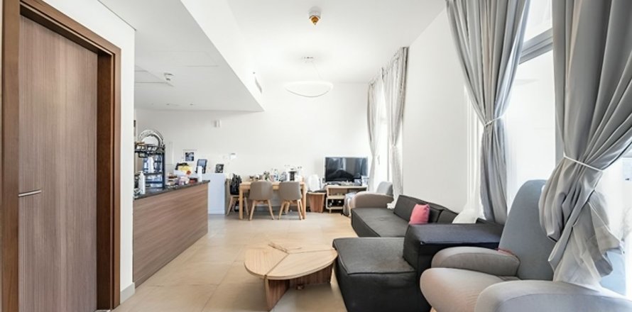 Apartment in Al Furjan, Dubai 2 bedrooms, 84.6 sq.m. № 70420