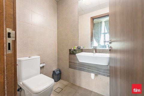 Apartment in Al Furjan, Dubai 2 bedrooms, 84.6 sq.m. № 70420 - photo 8