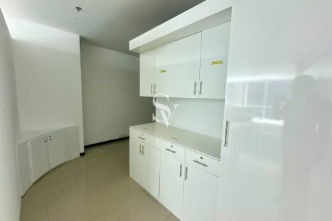 Снять в аренду офис в Bay Square, Бизнес-Бэй, Дубай: 146м², № 114555 - фото 6