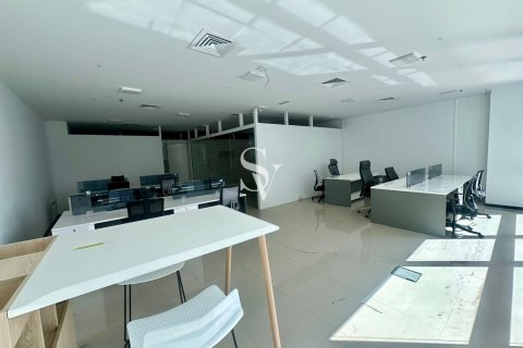 Снять в аренду офис в Bay Square, Бизнес-Бэй, Дубай: 146м², № 114555 - фото 5