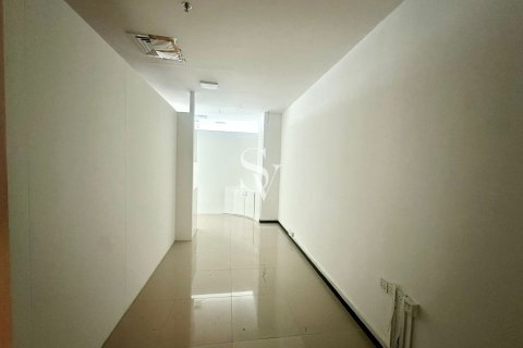 Снять в аренду офис в Bay Square, Бизнес-Бэй, Дубай: 146м², № 114555 - фото 4