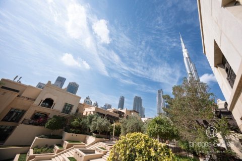 Снять в аренду квартиру в Old Town, Дубай: 2 спальни, 179м², № 90782 - фото 15
