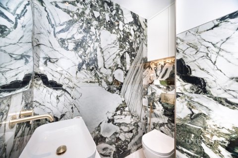 Снять в аренду квартиру в Old Town, Дубай: 2 спальни, 179м², № 90782 - фото 27