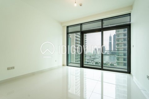 Apartment in EMAAR Beachfront, Dubai Harbour, Dubai 2 bedrooms, 109 sq.m. № 38401 - photo 6