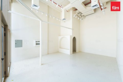 Tienda en Dubai, 47.8 m², № 114904 - foto 2
