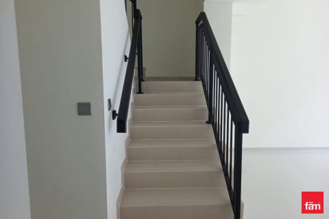 Снять в аренду таунхаус в Дубае: 3 спальни, 226.5м², № 89359 - фото 8