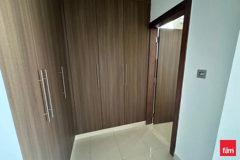 Снять в аренду виллу в Al Furjan, Дубай: 5 спален, 600м², № 89357 - фото 8