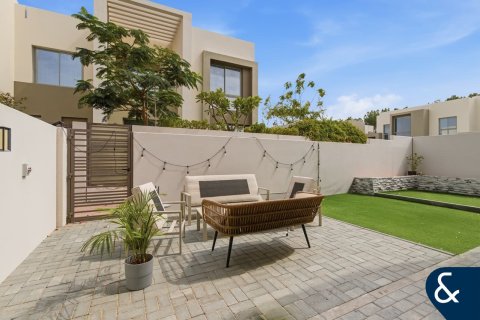 Villa in Reem Community, Arabian Ranches 2, Dubai 4 bedrooms, 264 sq.m. № 98375 - photo 7