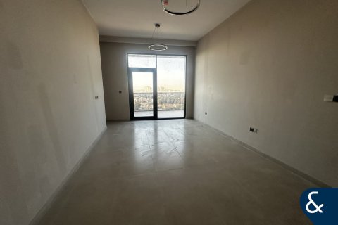 Купить квартиру в Dubai Sports City, Дубай: 2 спальни, 121м², № 98393 - фото 3