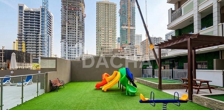 Appartement à Jumeirah Village Circle, Dubai, 2 chambres, 149 m², № 137964