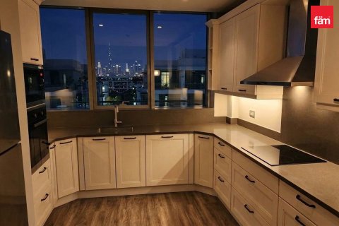 Apartment in Dubai 2 bedrooms, 206.1 sq.m. № 137925 - photo 3