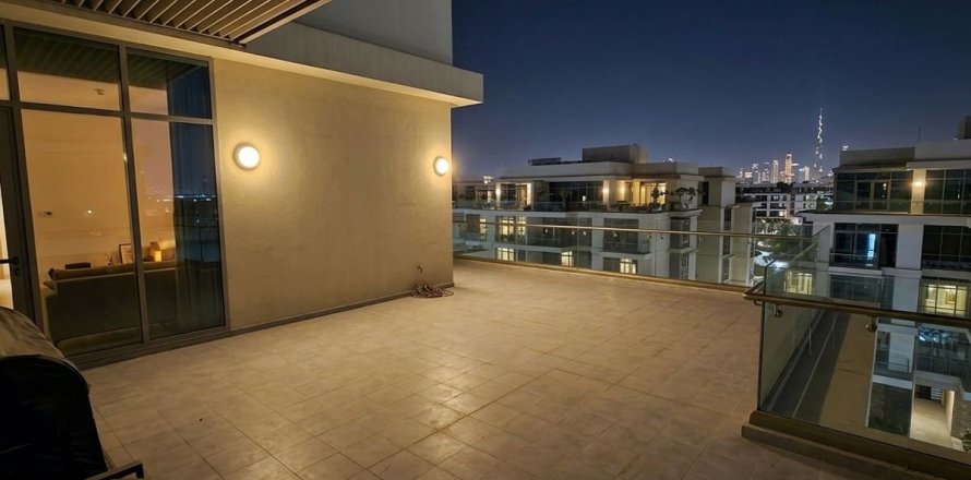 Apartment in Dubai 2 bedrooms, 206.1 sq.m. № 137925