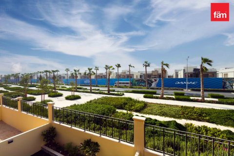 Townhouse in Dubai 5 bedrooms, 219.7 sq.m. № 137927 - photo 12