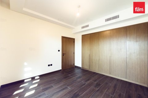 Townhouse in Dubai 5 bedrooms, 219.7 sq.m. № 137927 - photo 13