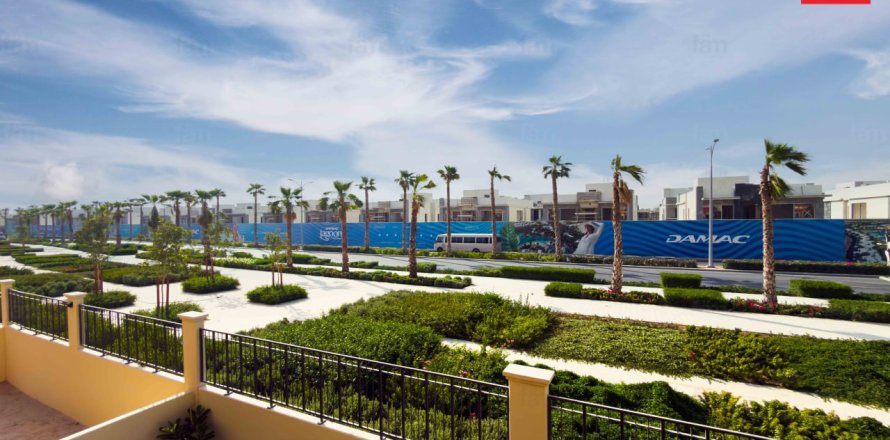 Townhouse in Dubai 4 bedrooms, 144 sq.m. № 137926