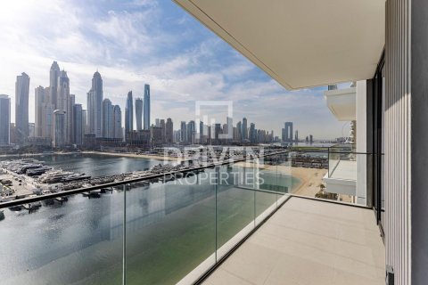 Apartment in EMAAR Beachfront, Dubai Harbour, Dubai 2 bedrooms, 114.18 sq.m. № 128495