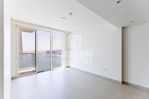 Apartment in EMAAR Beachfront, Dubai Harbour, Dubai 2 bedrooms, 113.34 sq.m. № 128496 - photo 3