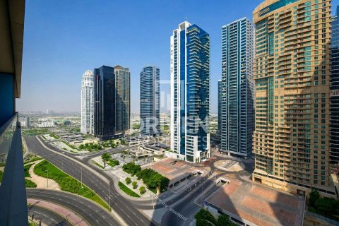 Apartment in Jumeirah Lake Towers, Dubai 1 bedroom, 133.32 sq.m. № 128508 - photo 24