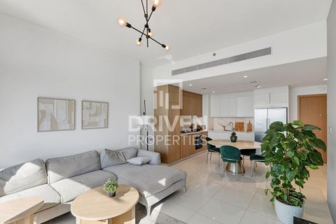 Apartment in EMAAR Beachfront, Dubai Harbour, Dubai 2 bedrooms, 105.63 sq.m. № 128498 - photo 4