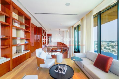 Ático en Jumeirah, Dubai, 6 dormitorios, 1405 m², № 97020 - foto 9