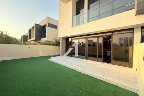 Villa in DAMAC Hills (Akoya by DAMAC), Dubai 3 bedrooms, 324 sq.m. № 85132 - photo 12