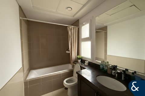 Купить виллу в Dubai Land, Дубай: 2 спальни, 176м², № 91206 - фото 12