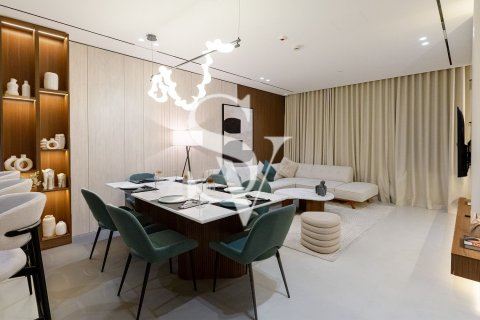 Apartment in Dubai Land, Dubai 2 bedrooms, 117 sq.m. № 67857 - photo 1