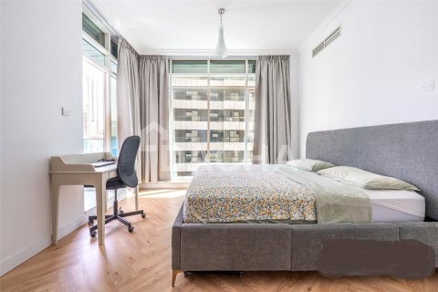 Apartment in Dubai Marina, Dubai 2 bedrooms, 144 sq.m. № 111619 - photo 6