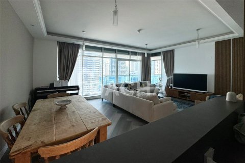 Apartment in Dubai Marina, Dubai 2 bedrooms, 144 sq.m. № 111619 - photo 27