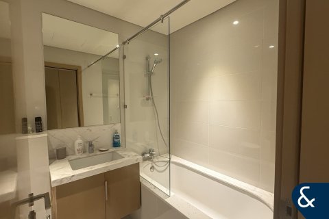 Снять в аренду квартиру в Дубай Хилс Эстейт, Дубай: 2 спальни, 127м², № 99206 - фото 6