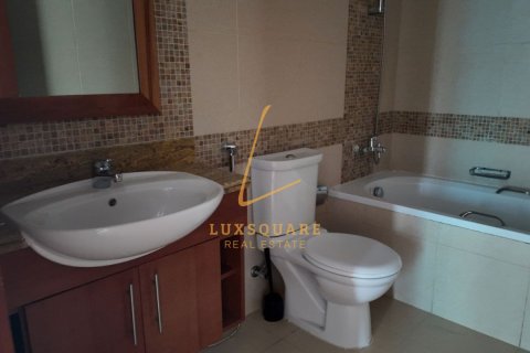 Appartement à The Fairways, The Views, Dubai, 2 chambres, 128 m², № 99239 - photo 17