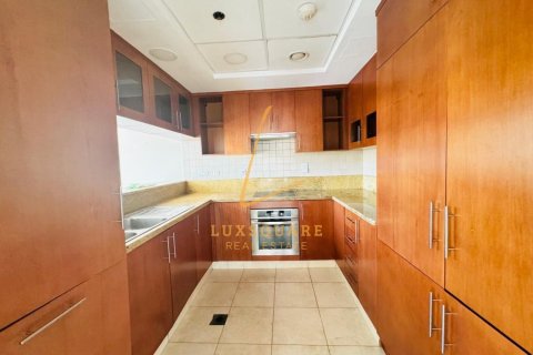 Appartement à The Fairways, The Views, Dubai, 2 chambres, 128 m², № 99239 - photo 3