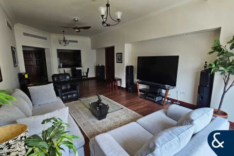 Apartment in Palm Jumeirah, Dubai 2 bedrooms, 167 sq.m. № 99207 - photo 2