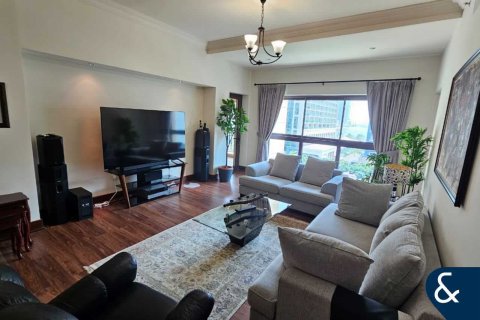 Apartment in Palm Jumeirah, Dubai 2 bedrooms, 167 sq.m. № 99207 - photo 3