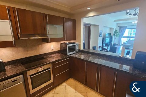 Apartment in Palm Jumeirah, Dubai 2 bedrooms, 167 sq.m. № 99207 - photo 4