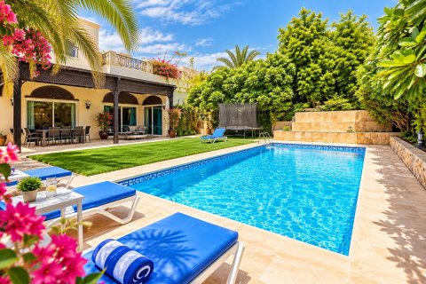 Villa in Jumeirah Park, Dubai 5 bedrooms, 471 sq.m. № 142150