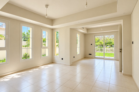 Villa in The Springs, Dubai 3 bedrooms, 249.96 sq.m. № 142142 - photo 2