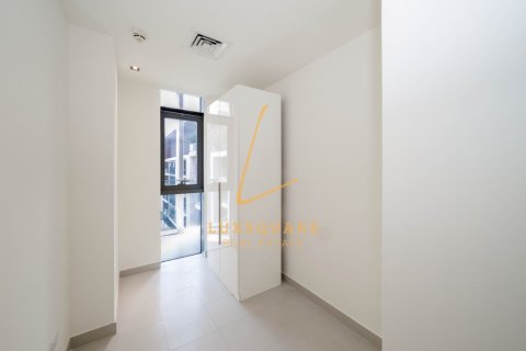 Apartment in Al Wasl, Dubai 2 bedrooms, 157 sq.m. № 114821 - photo 24