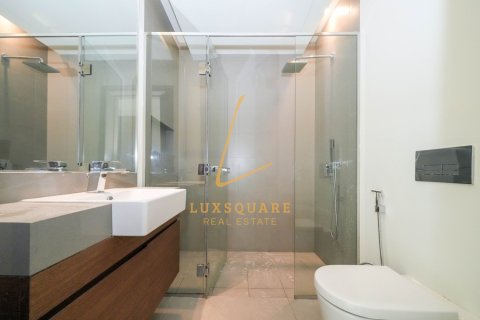 Apartment in Al Wasl, Dubai 2 bedrooms, 157 sq.m. № 114821 - photo 16